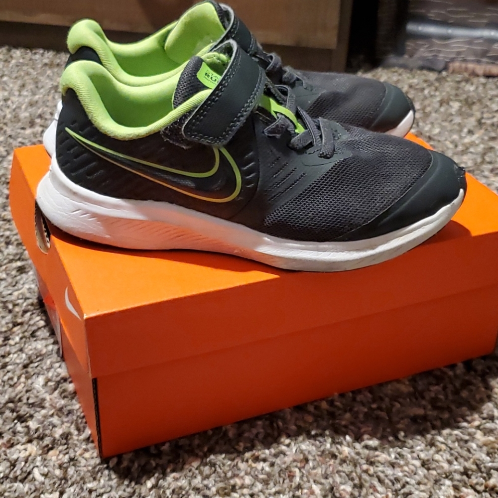 Nike shoes